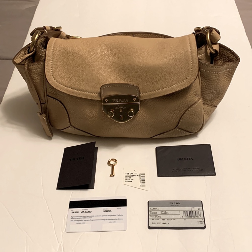 AUTHENTIC PRADA  VIT. DAINO PATTINA LEATHER HANDBAG KEY LOCK WITH DUSTBAG - Picture 15 of 16